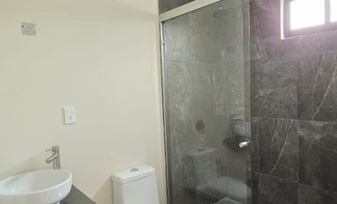 CASA EN VENTA, FRACC BOSQUES DE LA TRINIDAD, 3 RECS, 3 NIVELES, TUXTLA GTZ