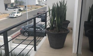 SE RENTA CASA AMUEBLADA EN SAN IDISDRO JURIQUILLA QUERETARO