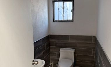 En renta BODEGA 500 mts2 con oficina $80,000