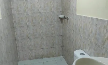 ARRIENDO DEPARTAMENTO EN EL PARQUE CENTRAL DE PIFO
