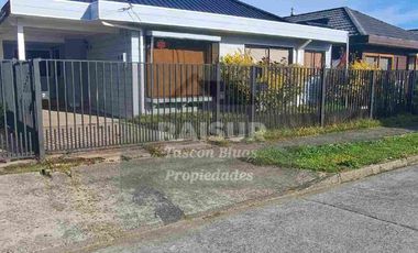 Arrienda,  Casa Ampliada Villa Sol de Oriente .Con quincho A 3 cuadras colegio Pumahue Puerto Montt