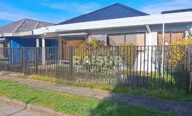 Arrienda,  Casa Ampliada Villa Sol de Oriente .Con quincho A 3 cuadras colegio Pumahue Puerto Montt