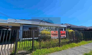 Arrienda,  Casa Ampliada Villa Sol de Oriente .Con quincho A 3 cuadras colegio Pumahue Puerto Montt