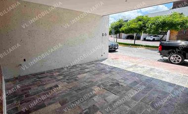 HERMOSA RESIDENCIA ONTELIGENTE EN VENTA RESIDENXIAL LOMBARDÍA