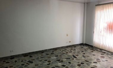 Casa Comercial en venta en Maraya