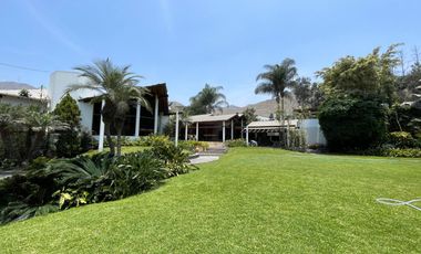 Vendo excelente terreno en la mejor zona de La Planicie - La Molina