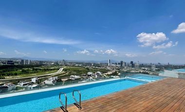 Dentro de Puerta Las Lomas se vende departamento de lujo 3Rec+cuarto de servicio