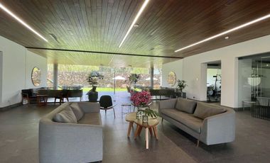 Dentro de Puerta Las Lomas se vende departamento de lujo 3Rec+cuarto de servicio