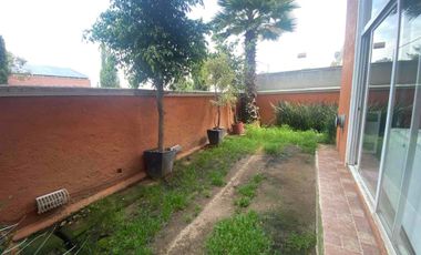 CASA EN VENTA BOSQUES D LA HERRADURA