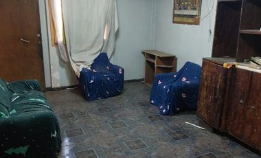 Casa de 1 piso amplio terreno para remodelar