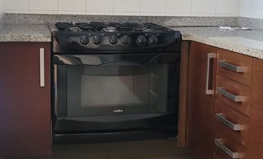 PENTHOUSE EN RENTA CON UNA VISTA INCREÍBLE EN ZONA LA NORIA
