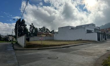 ESPECTACULAR TERRENO EN CHARASOL