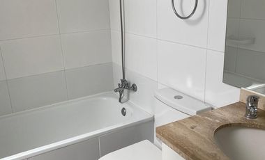 Hermoso Depto Duplex en Venta de 3 D 3 B y Estacionamiento Plaza Decher. Puerto Varas