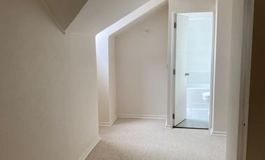 Hermoso Depto Duplex en Venta de 3 D 3 B y Estacionamiento Plaza Decher. Puerto Varas