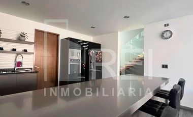 VENTA CASA PRADOS DE SANTA MARIA TLAQUEPAQUE