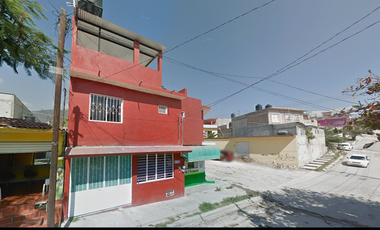 CASA EN VENTA DE RECUPERACIONDE CARTERA , Av. Circonia 197, Jar del Pedregal,Tuxtla Guti Chis.
