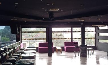 Propiedad Comercial de Alta Rentabilidad en Plena Avenida Manabí – 4 Locales