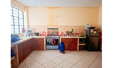 Venta De Casa En Av. Costanera – Barranca