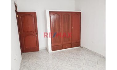 Venta De Casa En Av. Costanera – Barranca