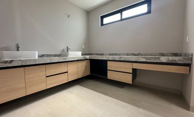Estrena casa con acabados premium y grandes espacios en La Vista