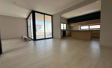 Estrena casa con acabados premium y grandes espacios en La Vista