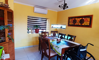 Vendo Casa de cinco dormitorios a pasos de El portal Belloto