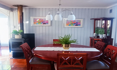 Vendo Casa de cuatro dormitorios y de un piso en Quilpue