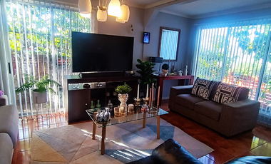 Vendo Casa de cuatro dormitorios y de un piso en Quilpue