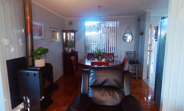 Vendo Casa de cuatro dormitorios y de un piso en Quilpue