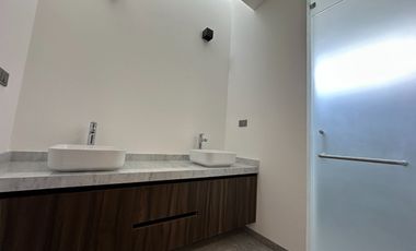 Estrena casa con excelentes espacios y acabados en Lomas del Campanario Norte