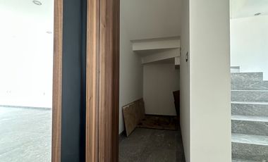 Estrena casa con excelentes espacios y acabados en Lomas del Campanario Norte