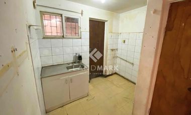 Se vende amplia casa en pleno centro de Calama