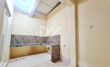 Di Jual Cepat Rumah 2 Lantai Murah BU, dalam Cluster Graha Raya - Tangerang