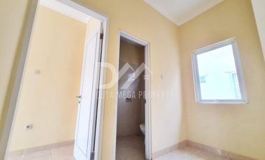 Di Jual Cepat Rumah 2 Lantai Murah BU, dalam Cluster Graha Raya - Tangerang