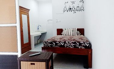 Premium Kost Carport Depan Kamar