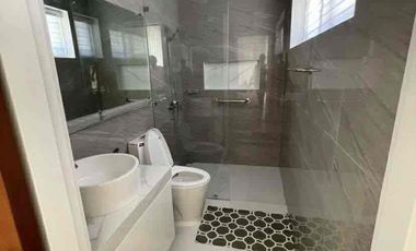 Bungalow House for RENT! w/ Private swimming pool in a secured subdivision Angeles City Pampanga!