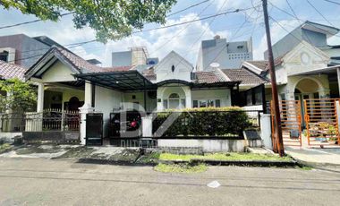 Dijual Rumah Nyaman tanah Luas, Lokasi Strategis Bebas Banjir di Graha Bintaro, Tangerang Selatan