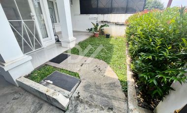Di Jual Cepat Rumah tanah luas, Lokasi Strategis Bebas banjir, Sangat terawat SIAP HUNI dalam Cluster Graha Raya - Tangerang Selatan