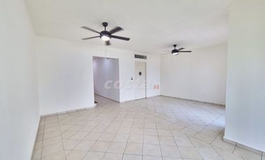 CASA EN VENTA EN LA SUPERMANZANA 18 CALLE CENTELLA
