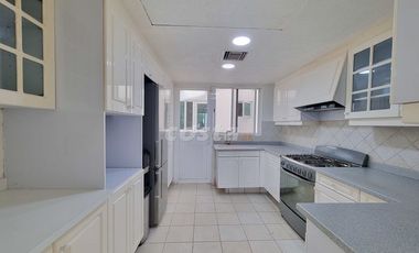 CASA EN VENTA EN LA SUPERMANZANA 18 CALLE CENTELLA