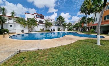 CASA EN VENTA EN LA SUPERMANZANA 18 CALLE CENTELLA