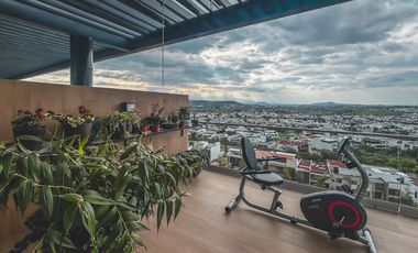 DEPARTAMENTO PENTHOUSE EN VENTA EN LOMAS DE ANGELÓPOLIS III, PUEBLA.