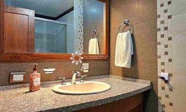 EN VENTA - INCREÍBLE DEPARTAMENTO DE 2 HABITACIONES CON BALCÓN Y JARDÍN.