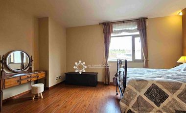 EN VENTA - INCREÍBLE DEPARTAMENTO DE 2 HABITACIONES CON BALCÓN Y JARDÍN.