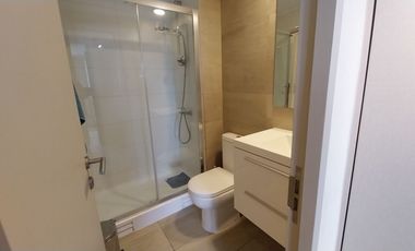 En venta departamento semi nuevo 3 dormitorios 2 baños Metro Chacabuco Comuna Independencia