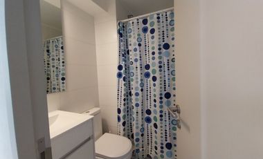 En venta departamento semi nuevo 3 dormitorios 2 baños Metro Chacabuco Comuna Independencia