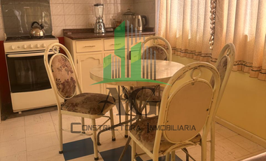ALQUILO LINDO Y COMODO DEPARTAMENTO DE 120mt. EN URBANIZACION CERRADA. CAYMA CERCA AL MOLL PLAZA AREQUIPA CENTRO, CON 2 DORMITORIOS Y 1 BAÑO, ESTUDIO