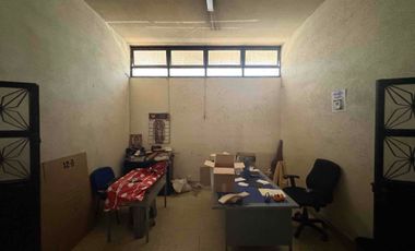 RENTO BODEGA EN LOMA BONITA