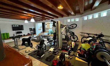 Club de Golf Vallescondido Residencia en Venta con Alberca