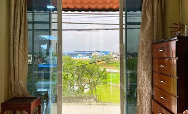 CASA EN VENTA LOS ROSALES SANTO DOMINGO